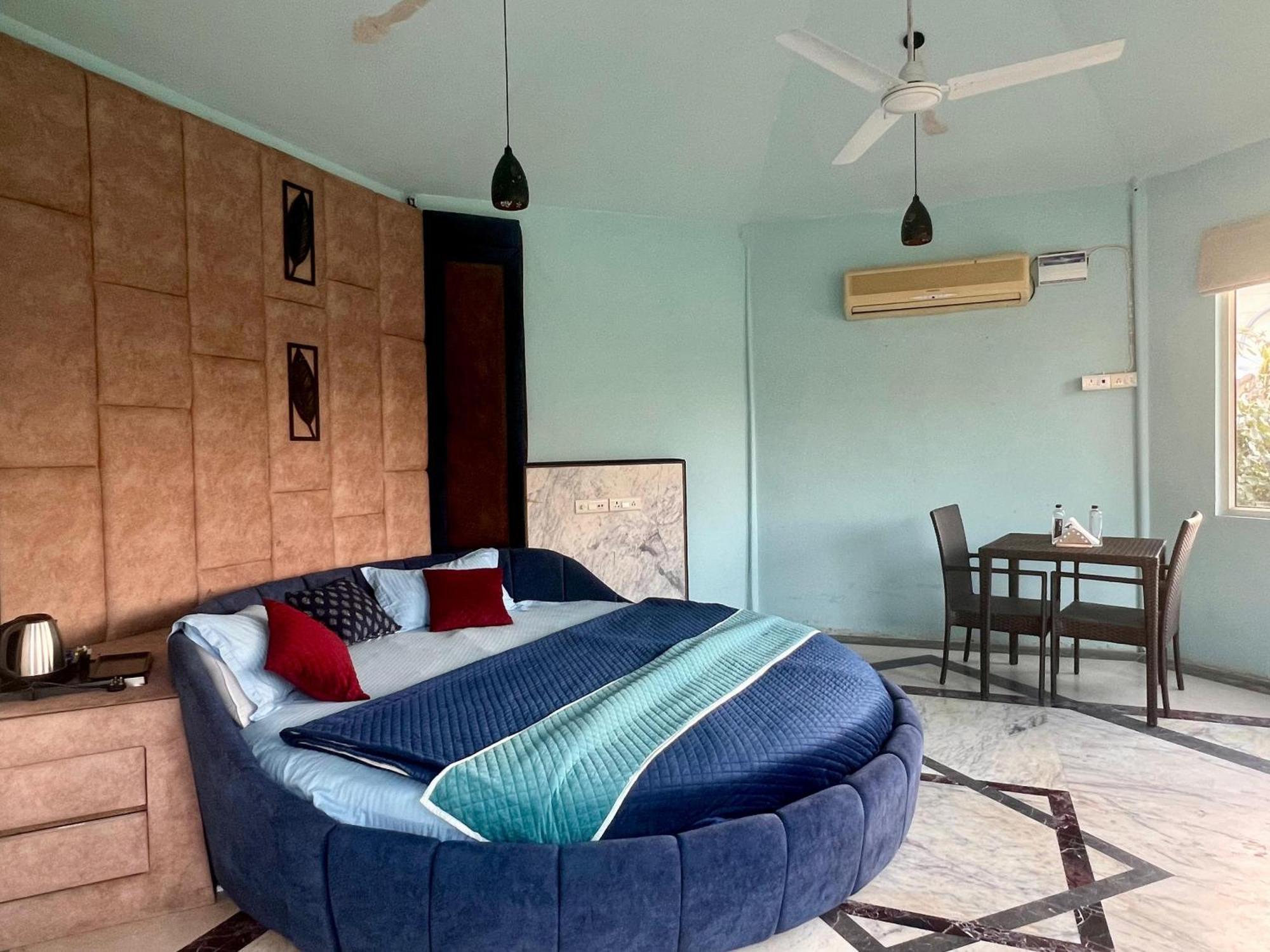 Gazibo Elegant Farm Stay With Swimming Pool Jaipur Exterior foto